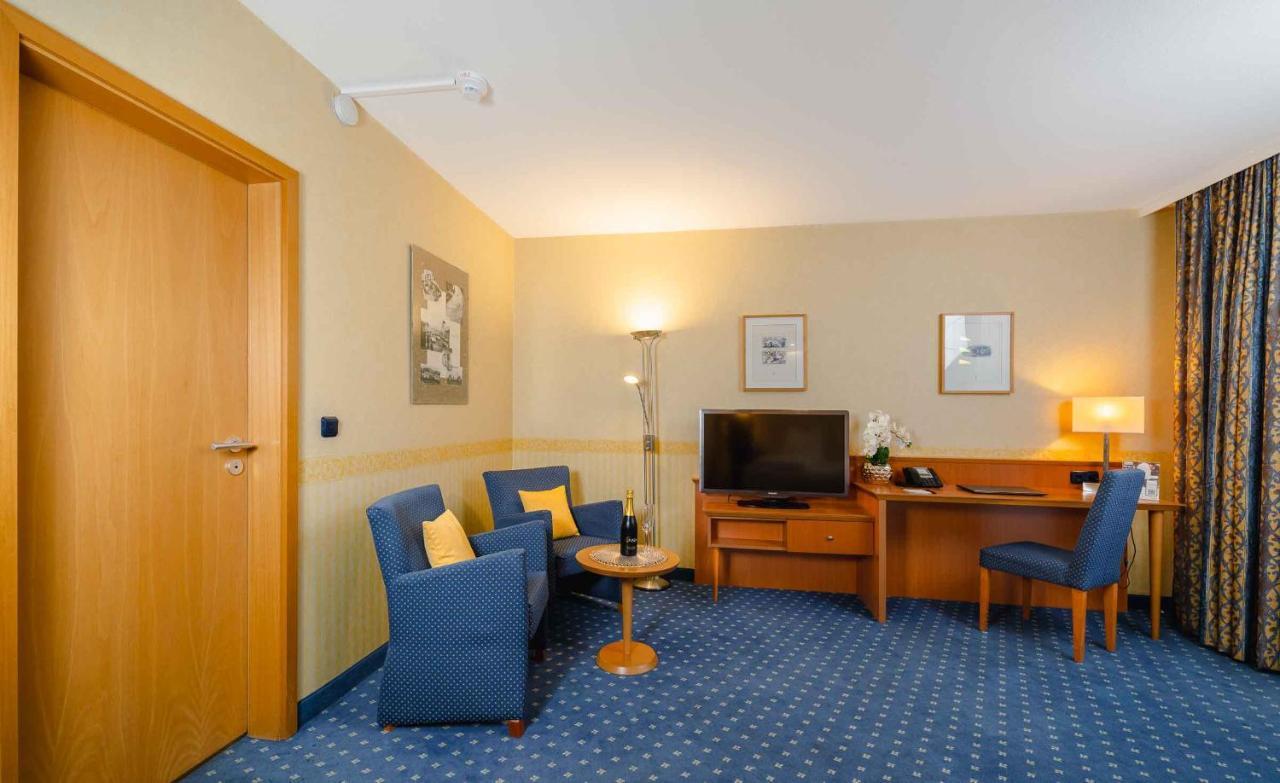 Plaza Inn Koeln Pulheim Eksteriør bilde